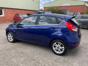 Used Ford Fiesta 2017 for sale - 78497957: Photo