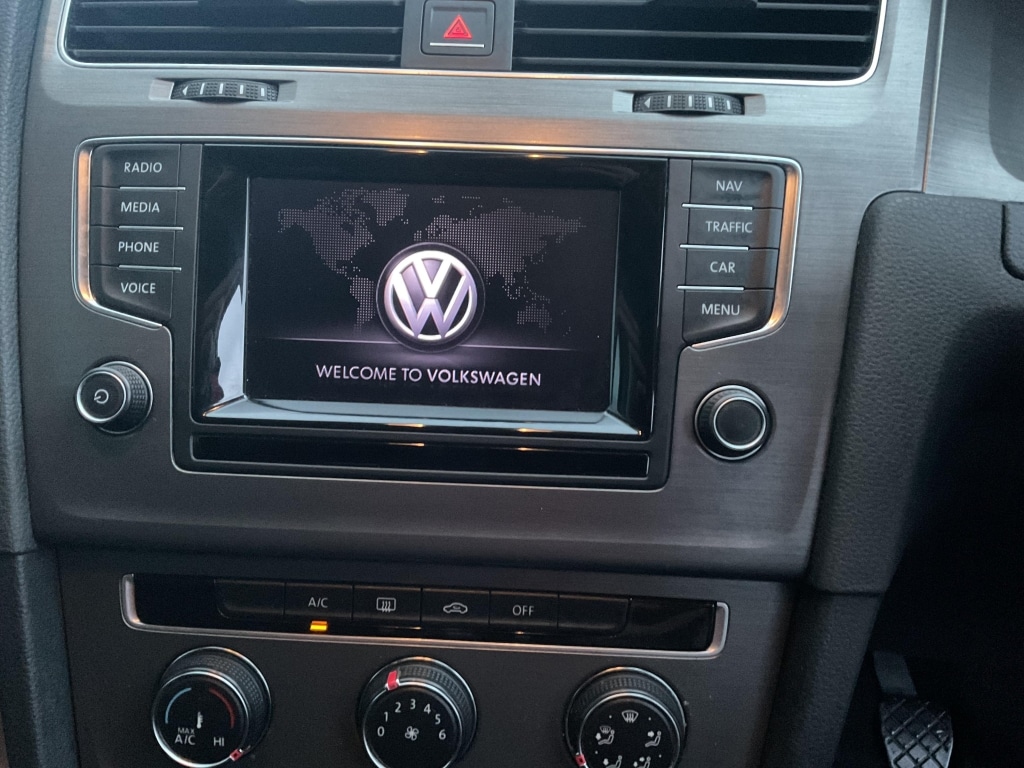 Used Volkswagen Golf 2013 for sale - 76618856: Photo 11