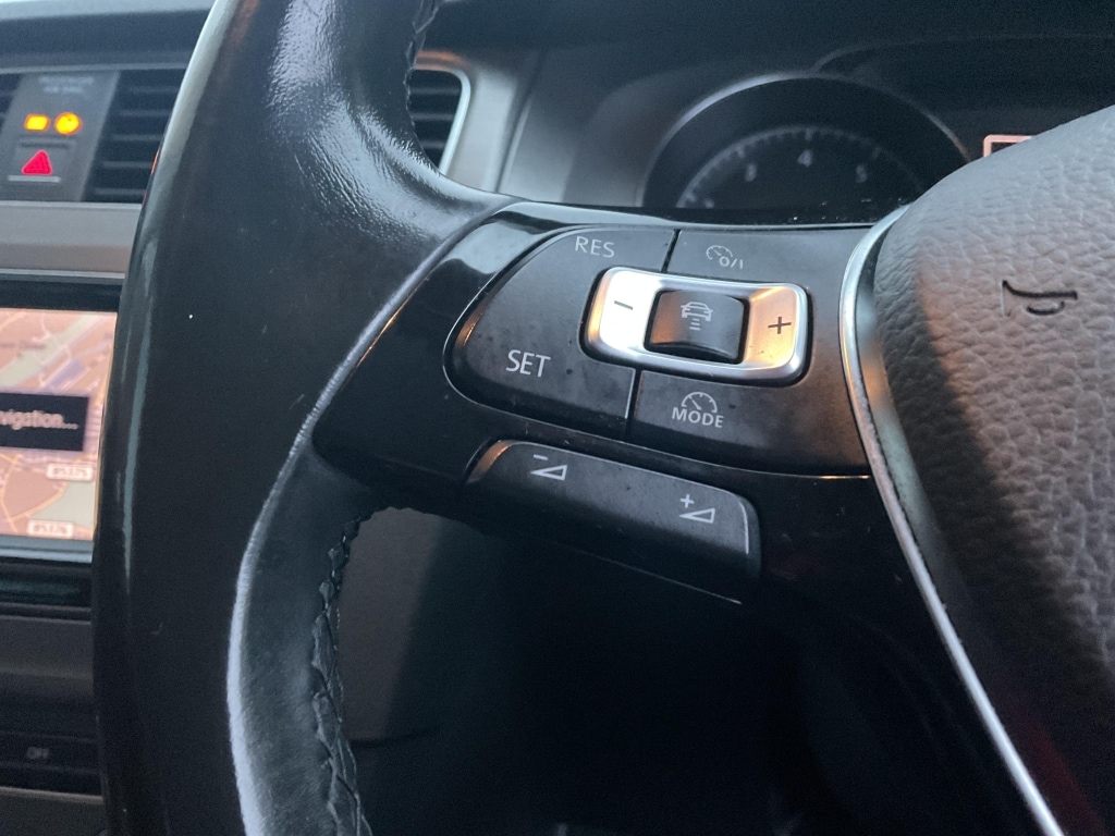 Used Volkswagen Golf 2013 for sale - 76618856: Photo 14