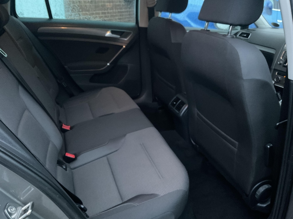 Used Volkswagen Golf 2013 for sale - 76618856: Photo 16