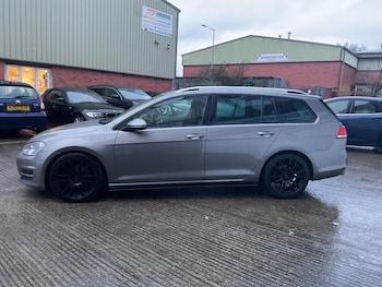 Used Volkswagen Golf 2013 for sale - 76618856: Photo