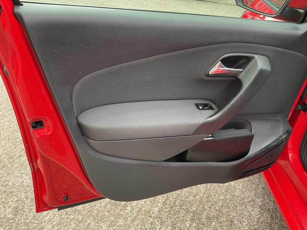 Used Volkswagen Polo 2013 for sale - 78098561: Photo 25