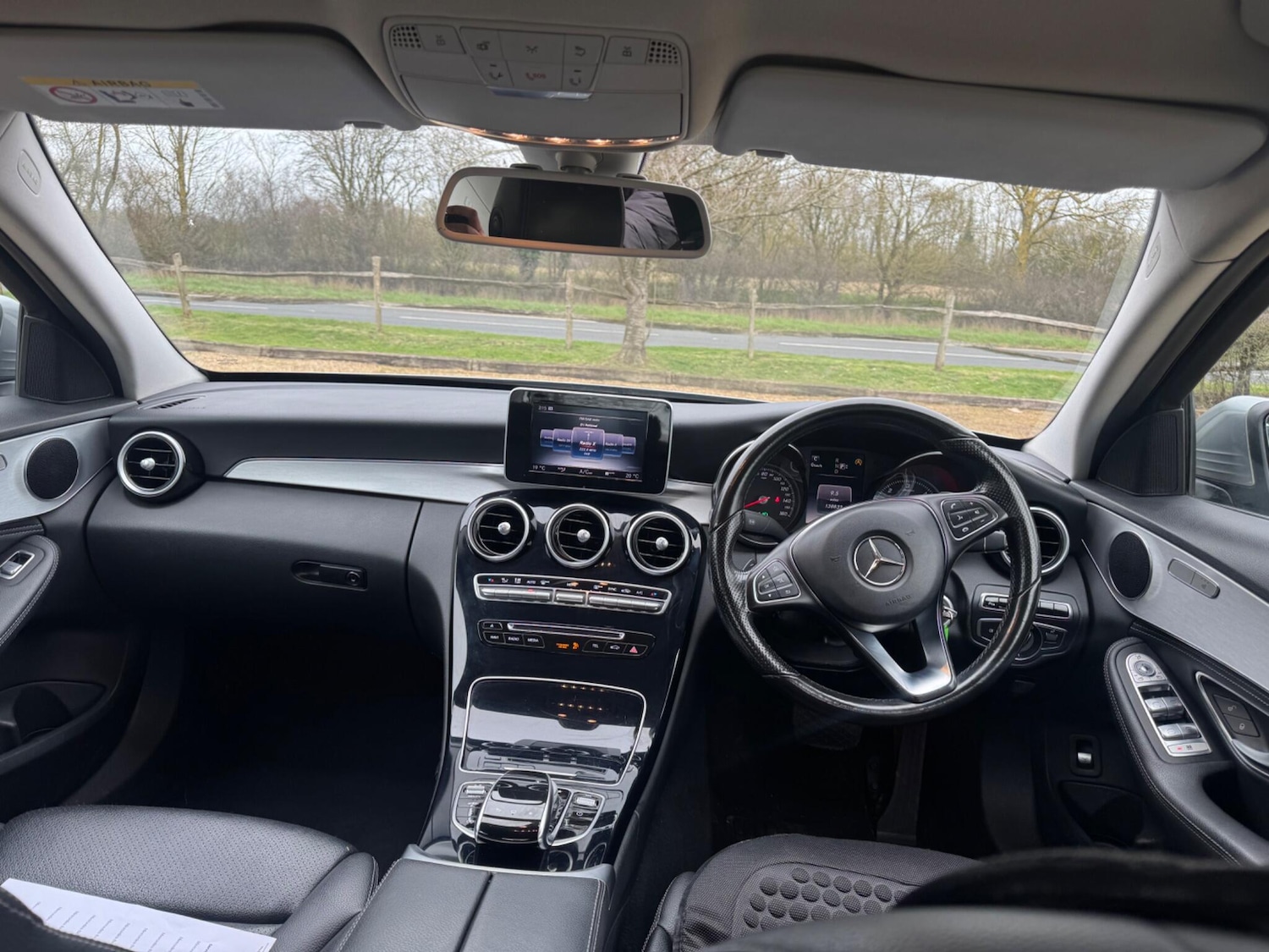 Used Mercedes-Benz C Class 2015 for sale - 77598705: Photo 32