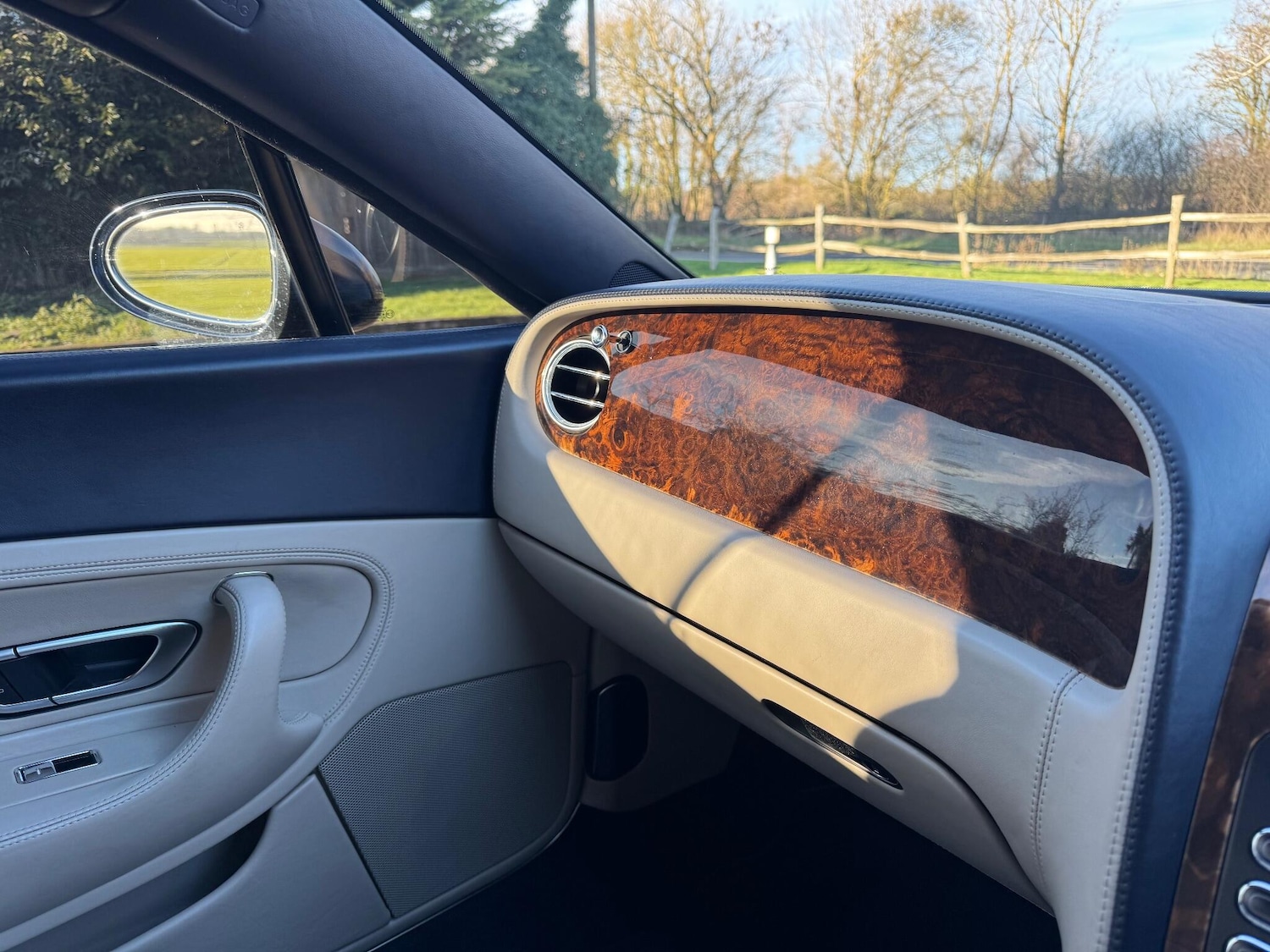 Used Bentley Continental 2004 for sale - 77203468: Photo 31