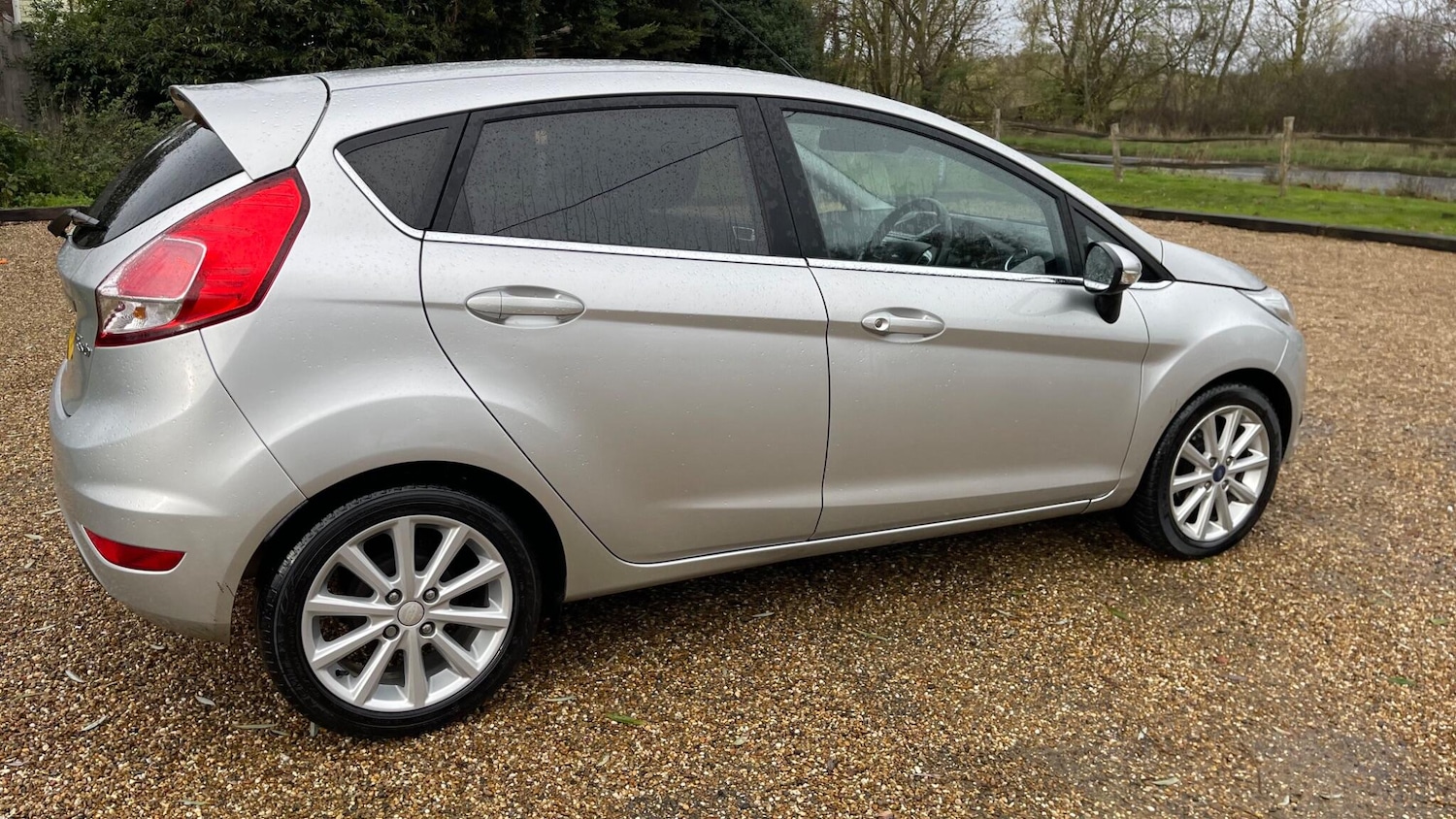 Used Ford Fiesta 2015 for sale - 76666867: Photo 14