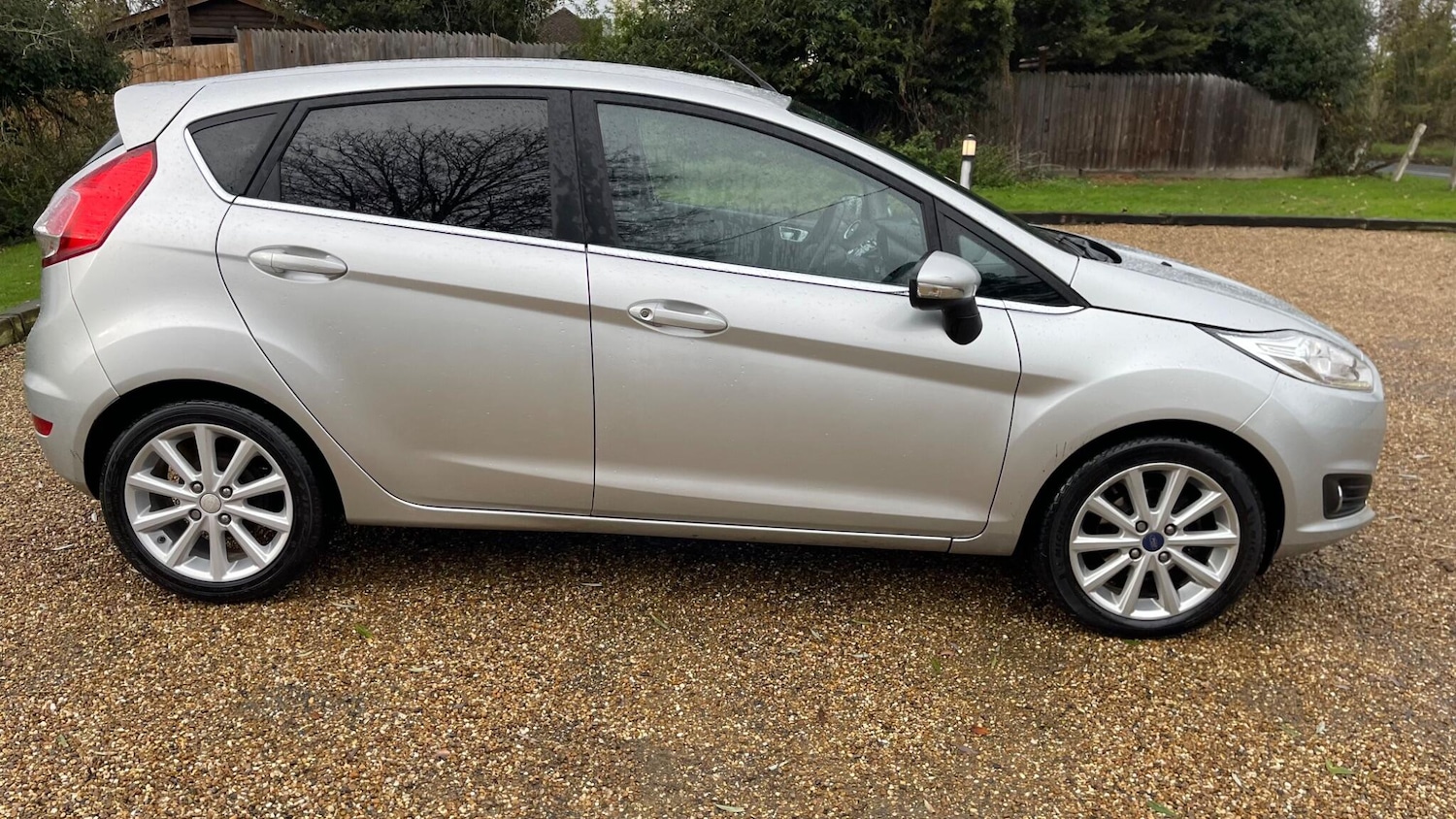 Used Ford Fiesta 2015 for sale - 76666867: Photo 15