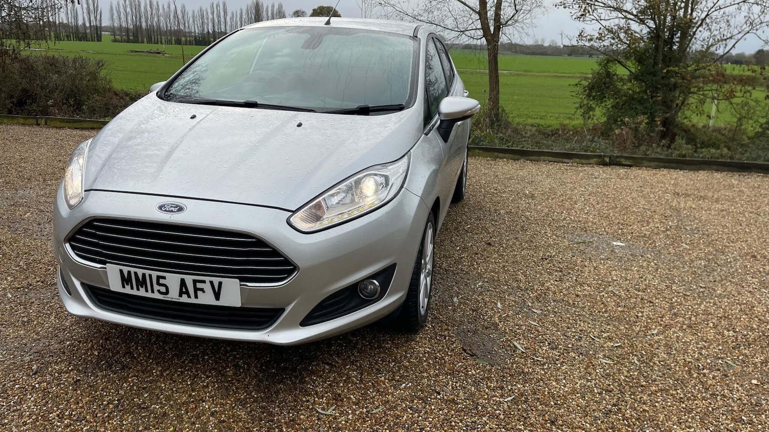 Used Ford Fiesta 2015 for sale - 76666867: Photo 2