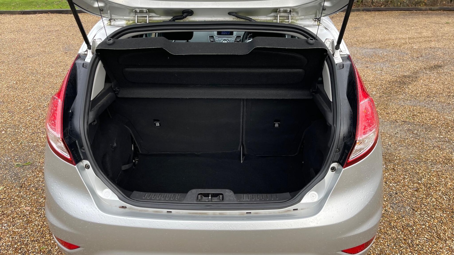 Used Ford Fiesta 2015 for sale - 76666867: Photo 36