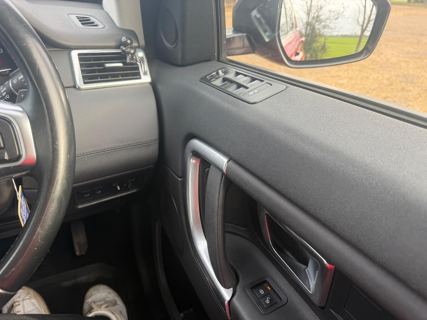 Used Land Rover Discovery Sport 2015 for sale - 76866069: Photo 24