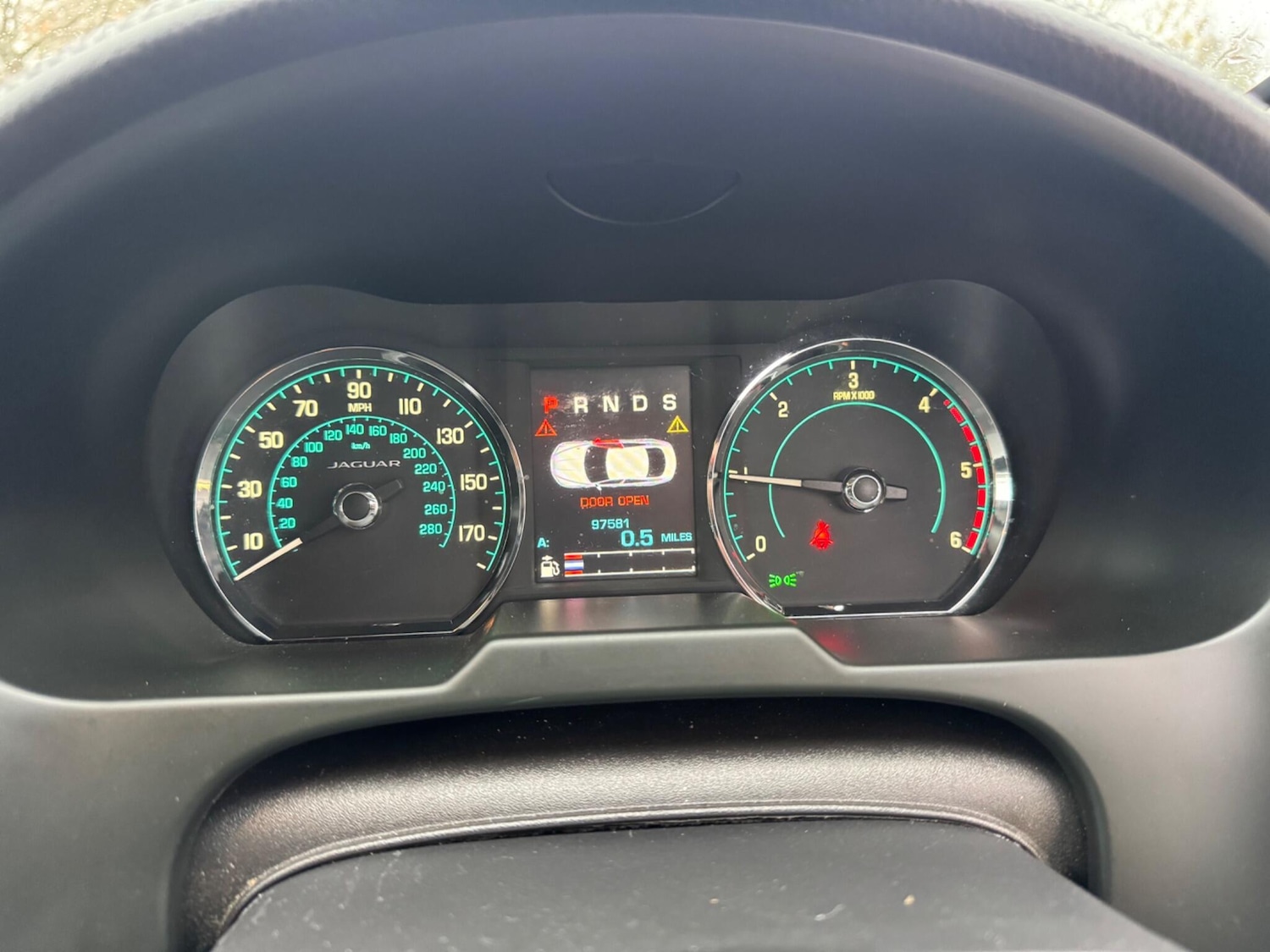 Used Jaguar XF 2013 for sale - 76512135: Photo 28