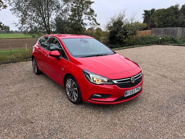 Used Vauxhall Astra 2015 for sale - 76270596: Photo 2