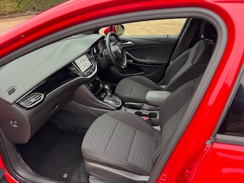 Used Vauxhall Astra 2015 for sale - 76270596: Photo 4