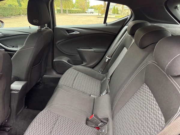 Used Vauxhall Astra 2015 for sale - 76270596: Photo 5