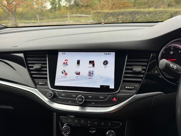 Used Vauxhall Astra 2015 for sale - 76270596: Photo 9