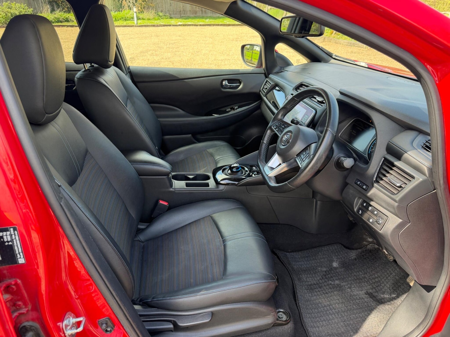 Used Nissan Leaf 2021 for sale - 78219994: Photo 8