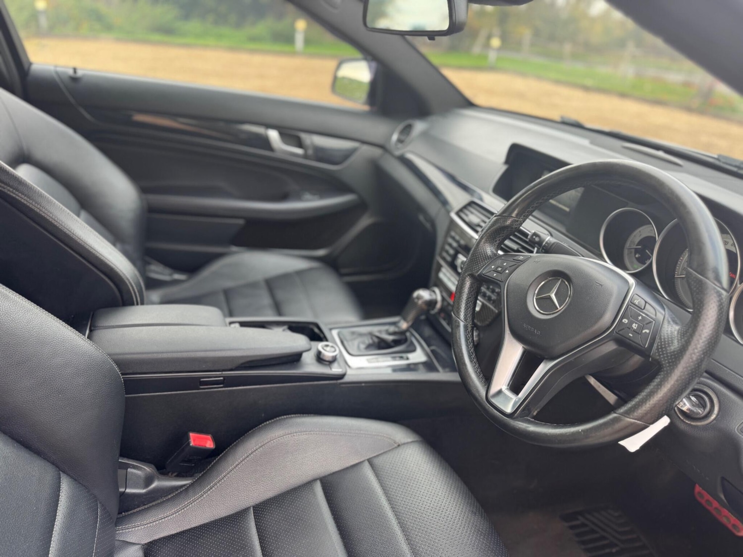 Used Mercedes-Benz C Class 2014 for sale - 76521907: Photo 24