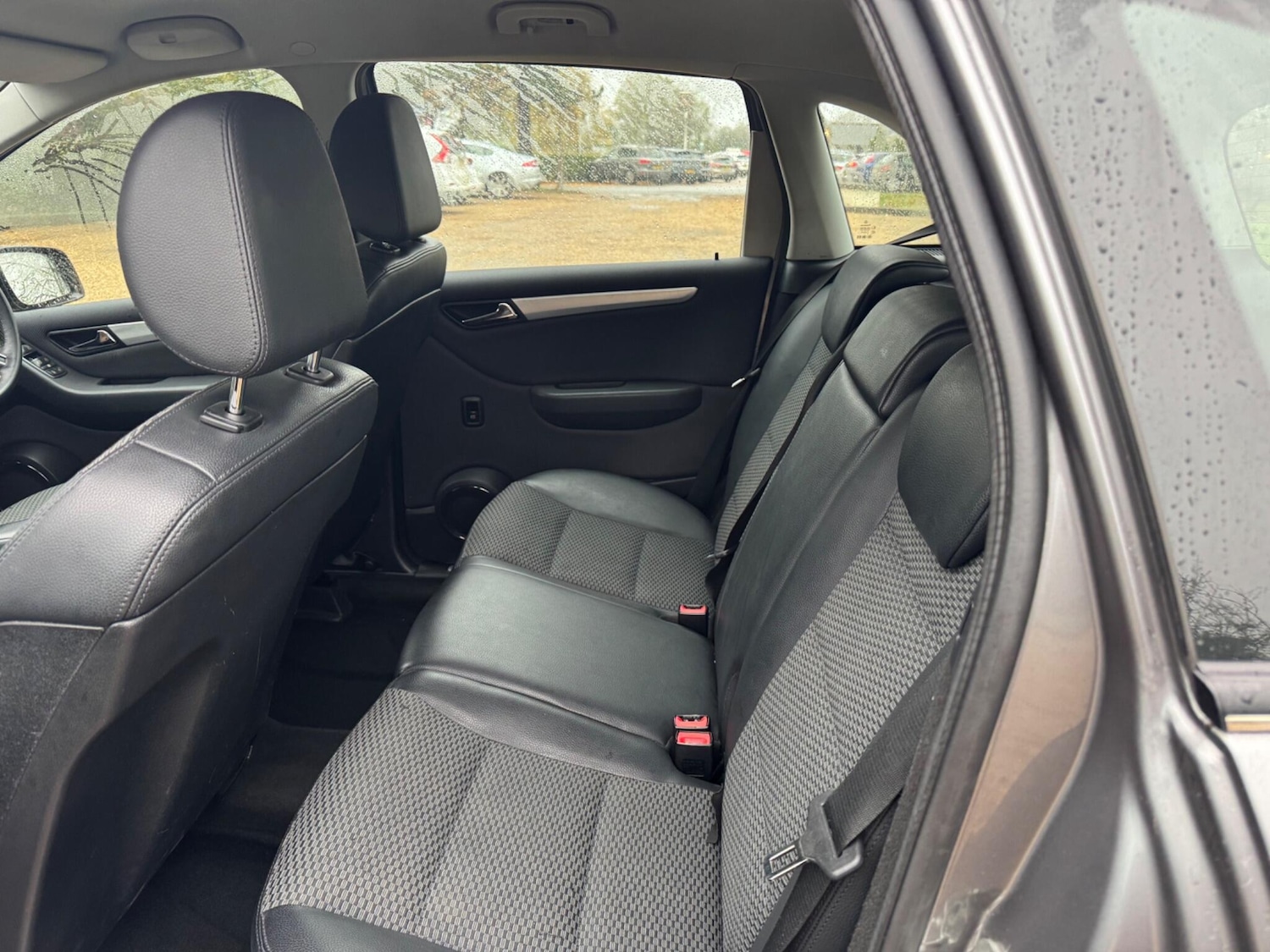 Used Mercedes-Benz B Class 2009 for sale - 76592725: Photo 5