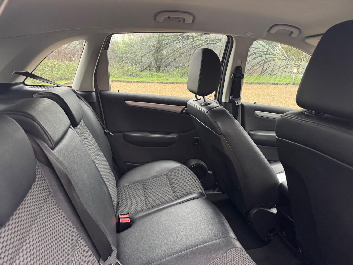 Used Mercedes-Benz B Class 2009 for sale - 76592725: Photo 9