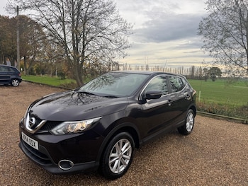 Used Nissan Qashqai 2014 for sale - 76498569: Photo