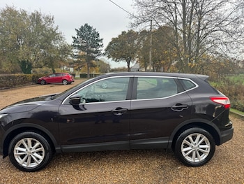 Used Nissan Qashqai 2014 for sale - 76498569: Photo