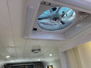 Used Iveco Daily 2013 for sale - 77202887: Photo