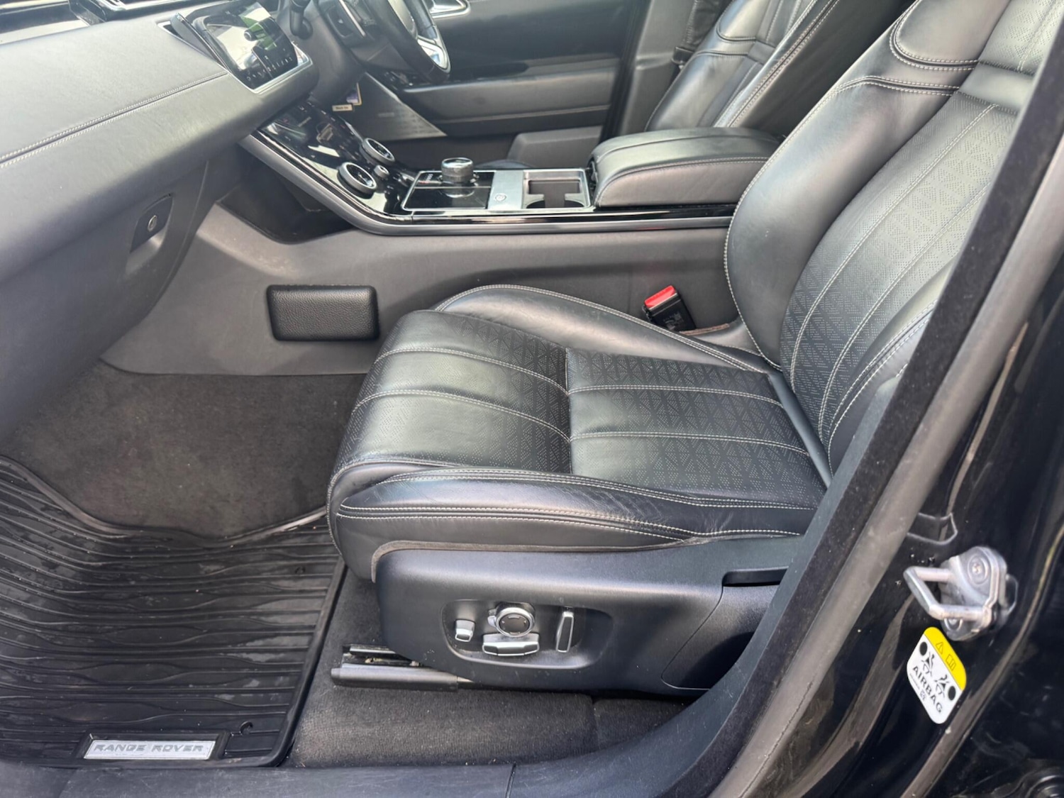 Used Land Rover Range Rover Velar 2018 for sale - 77659027: Photo 26