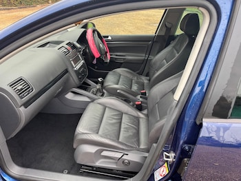 Used Volkswagen Golf 2008 for sale - 76512106: Photo