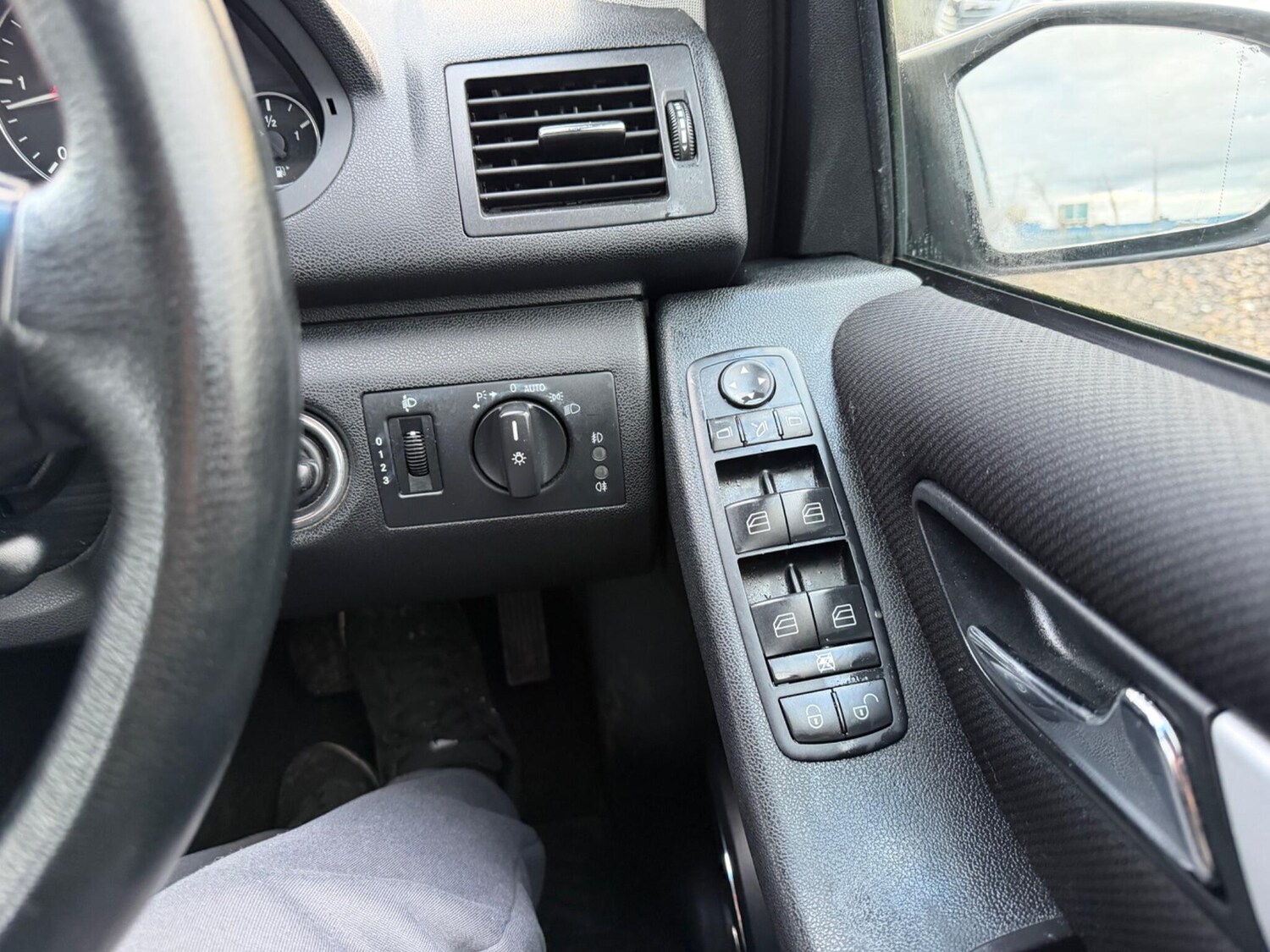 Used Mercedes-Benz A-Class for sale - 77705601: Photo 28