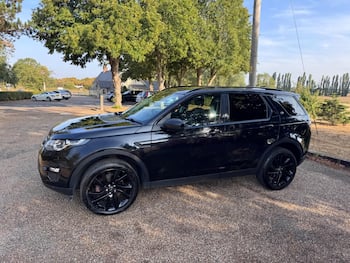 Used Land Rover Discovery Sport 2018 for sale - 79645840: Photo