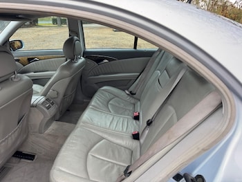 Used Mercedes-Benz E Class 2003 for sale - 76512405: Photo