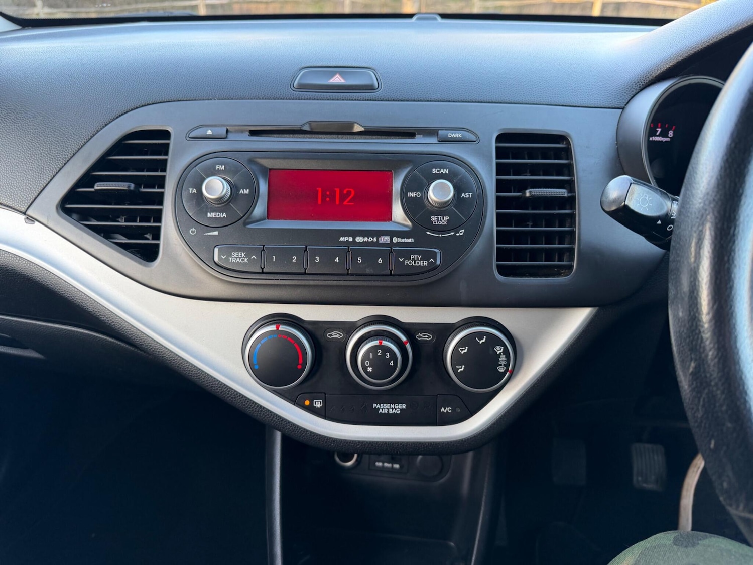 Used Kia Picanto 2012 for sale - 77839156: Photo 25