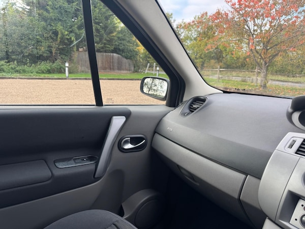 Used Renault Scenic 2007 for sale - 76227962: Photo 10