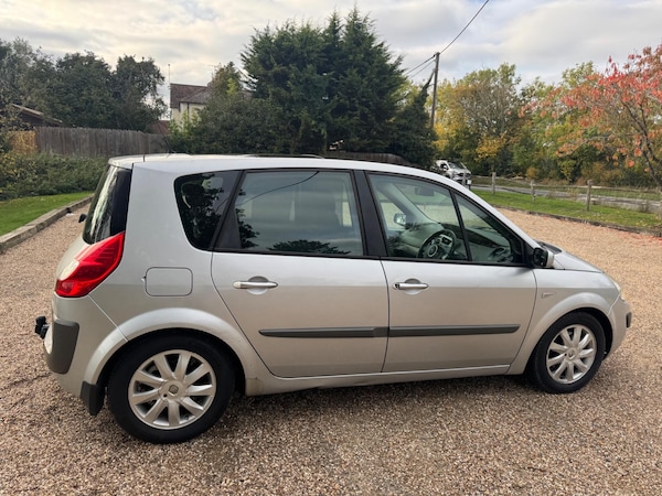 Used Renault Scenic 2007 for sale - 76227962: Photo 19
