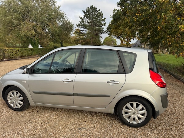 Used Renault Scenic 2007 for sale - 76227962: Photo 23