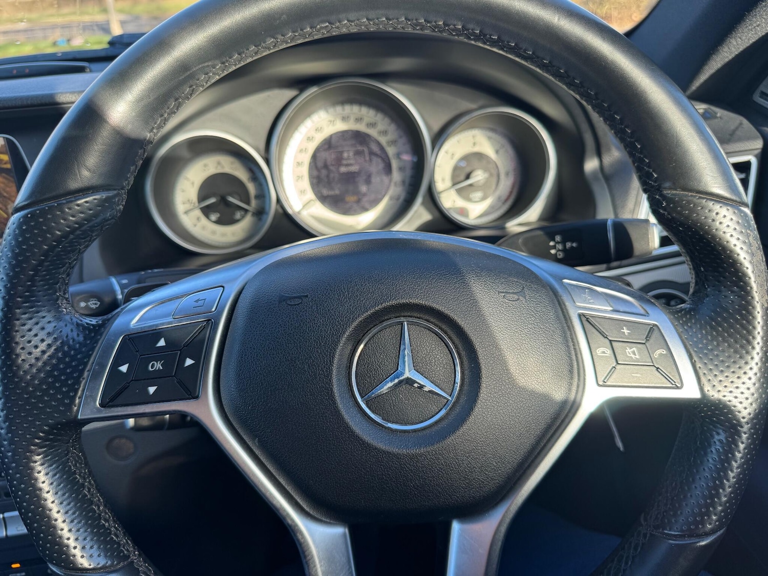 Used Mercedes-Benz E Class 2014 for sale - 76935754: Photo 10