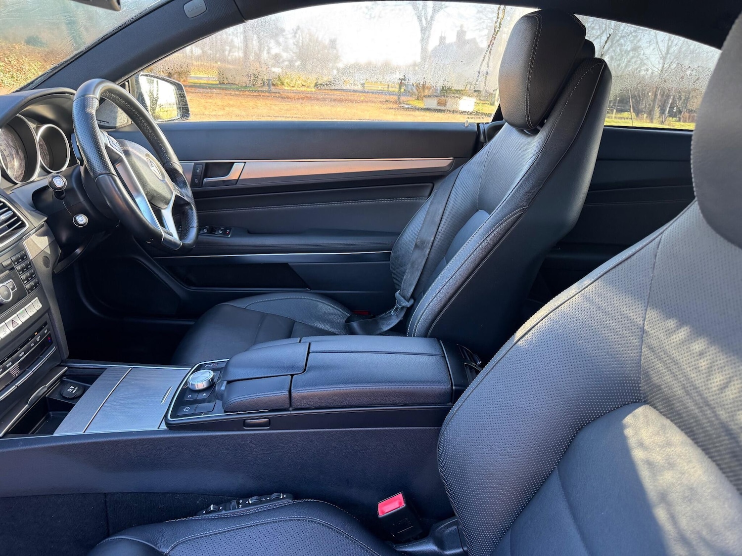 Used Mercedes-Benz E Class 2014 for sale - 76935754: Photo 14