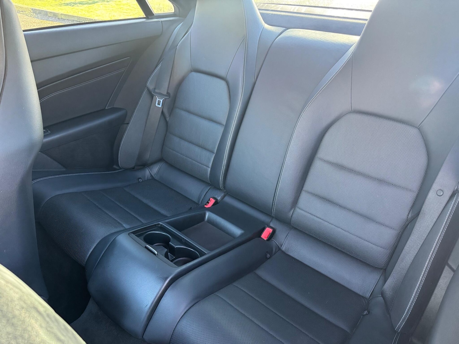 Used Mercedes-Benz E Class 2014 for sale - 76935754: Photo 32