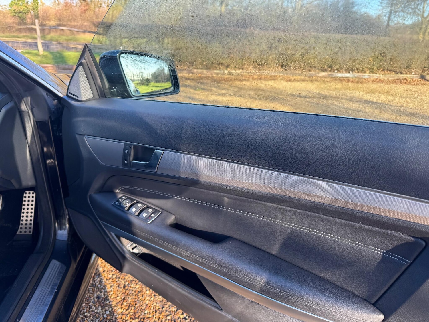 Used Mercedes-Benz E Class 2014 for sale - 76935754: Photo 35