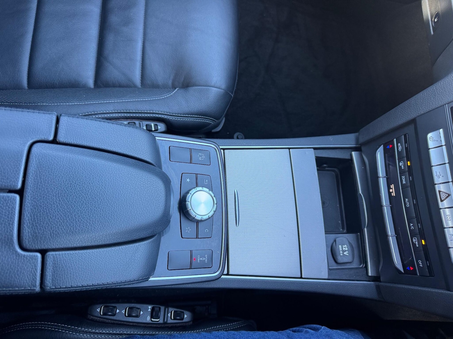 Used Mercedes-Benz E Class 2014 for sale - 76935754: Photo 37