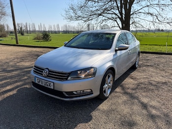 Used Volkswagen Passat 2011 for sale - 77970555: Photo