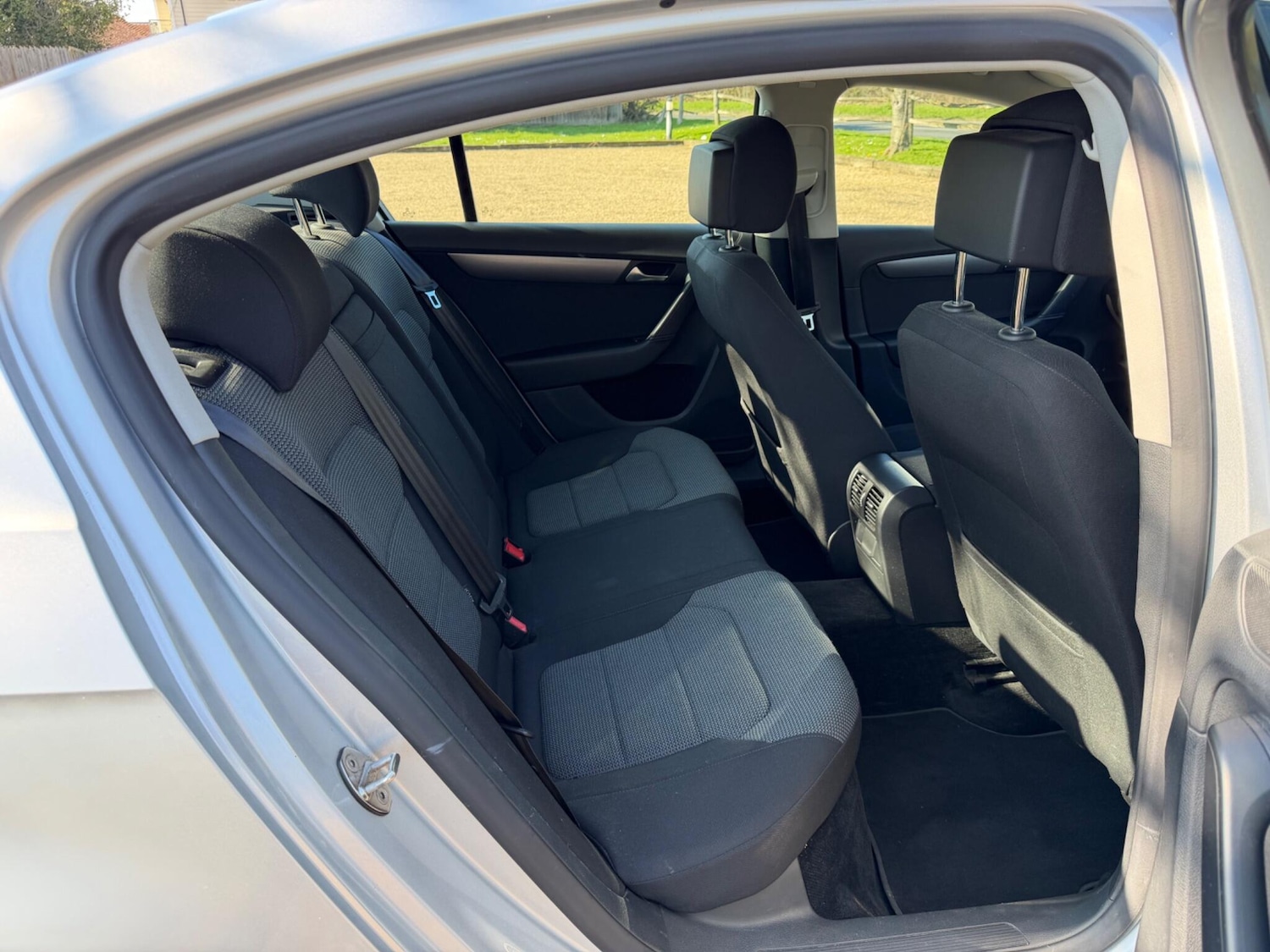 Used Volkswagen Passat 2011 for sale - 77970555: Photo 30