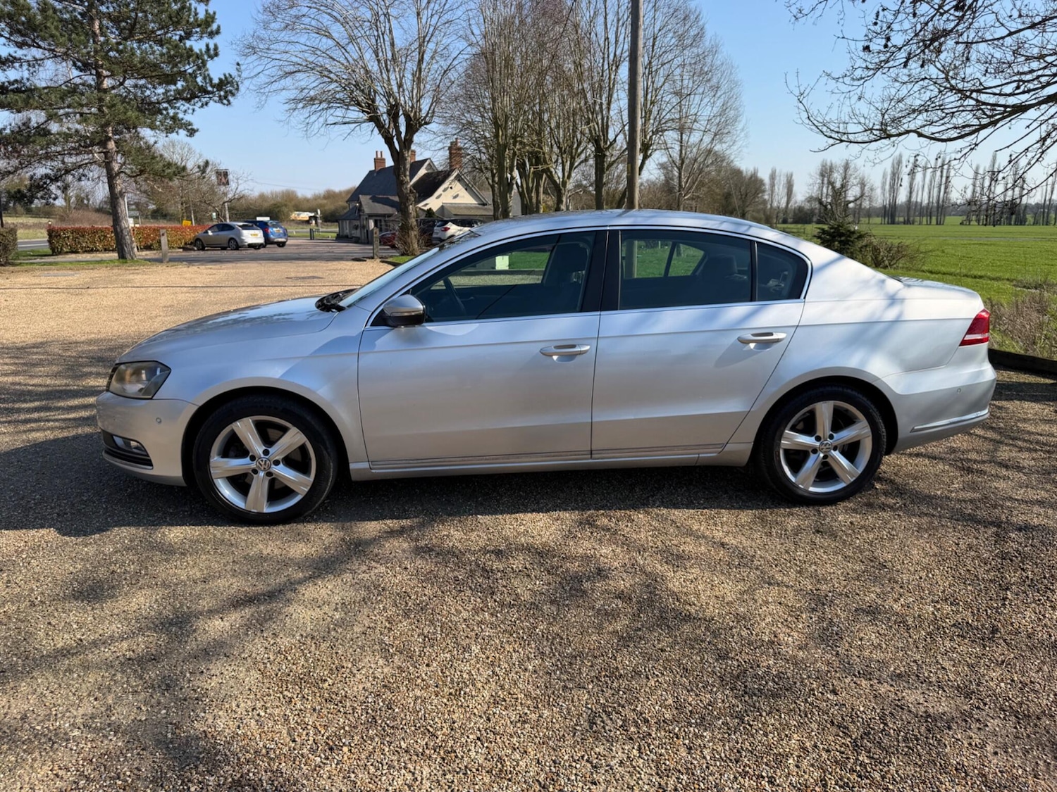 Used Volkswagen Passat 2011 for sale - 77970555: Photo 5