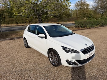 Used Peugeot 308 2017 for sale - 79726930: Photo