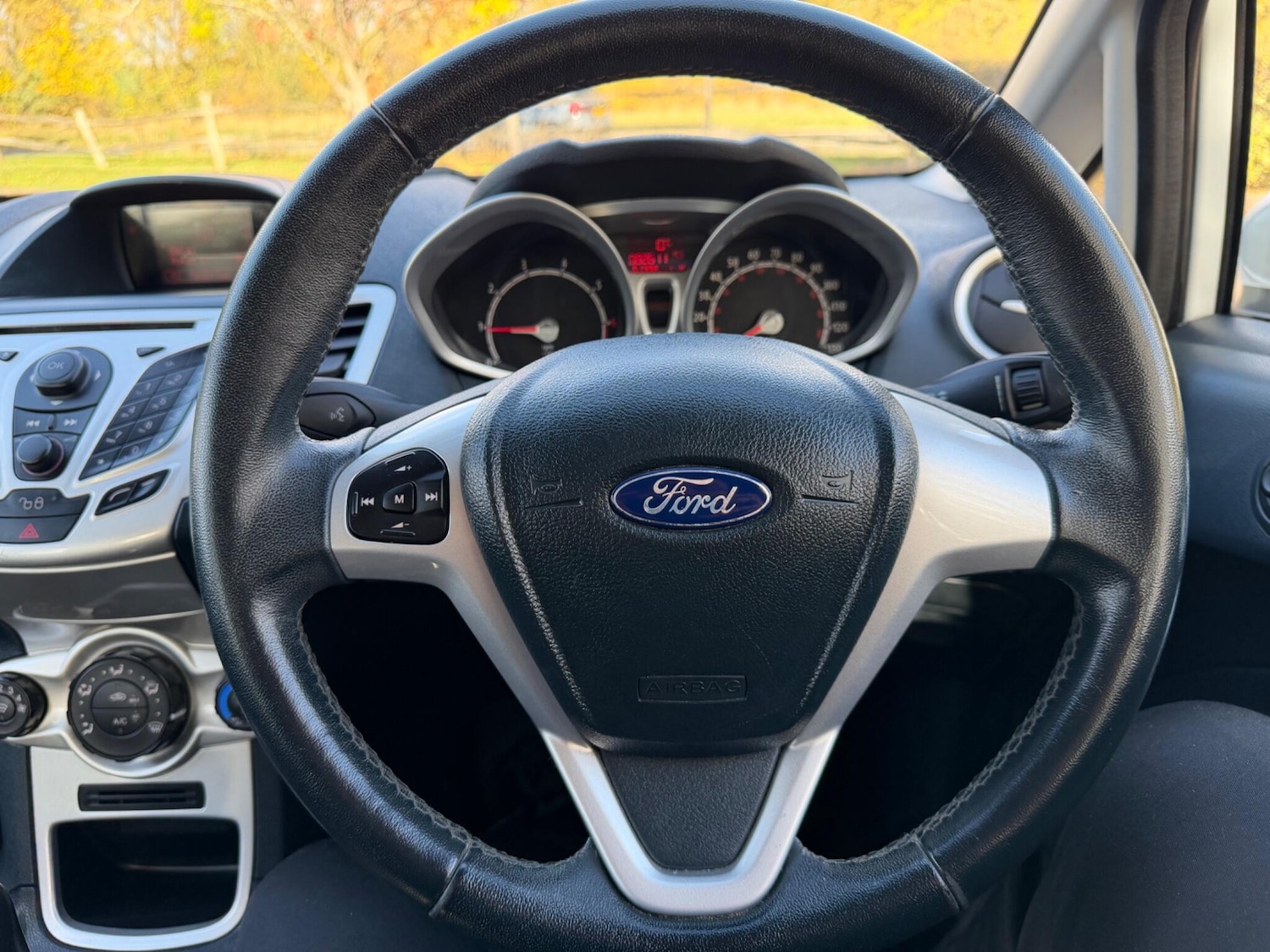 Used Ford Fiesta 2012 for sale - 76388619: Photo 17