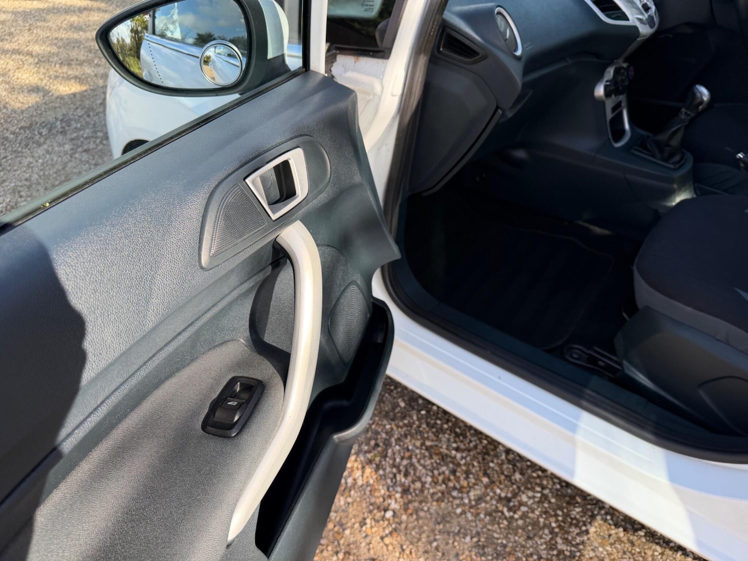 Used Ford Fiesta 2012 for sale - 76388619: Photo 26