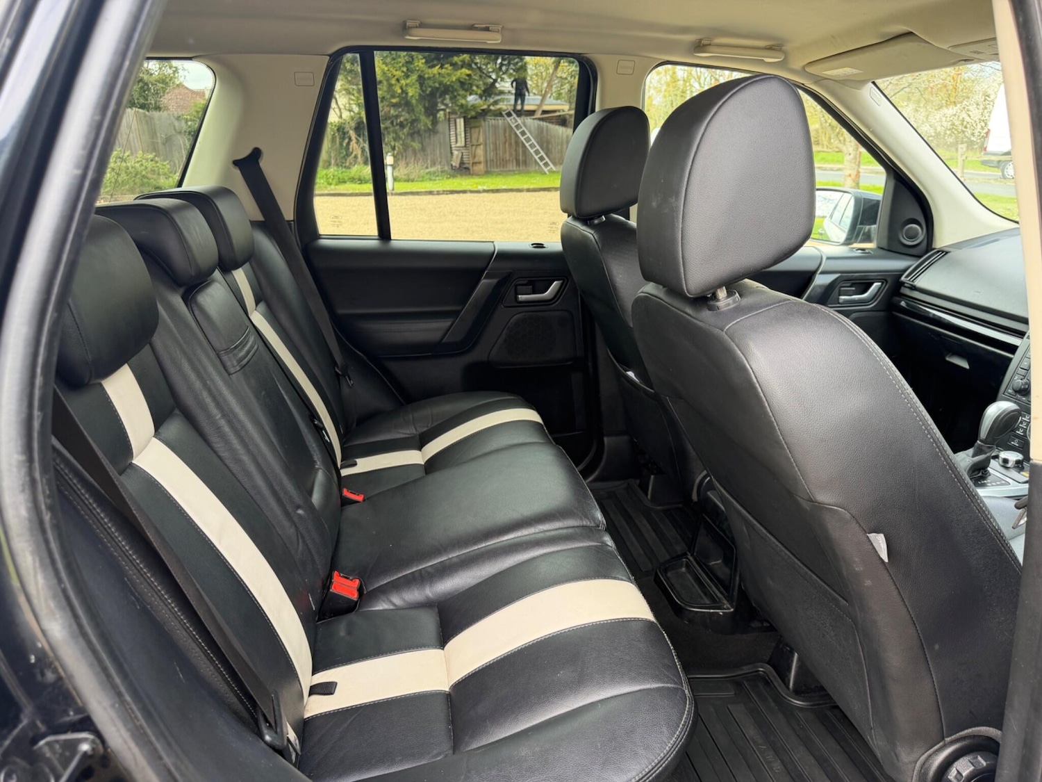 Used Land Rover Freelander 2011 for sale - 78101413: Photo 11