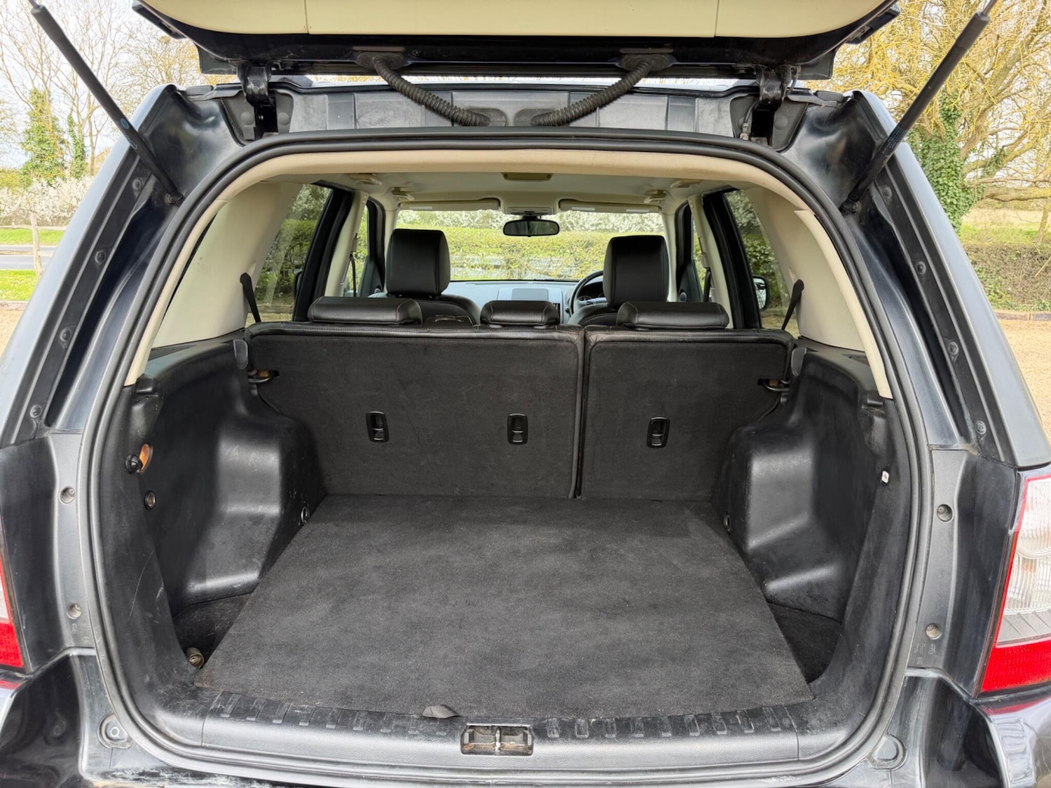 Used Land Rover Freelander 2011 for sale - 78101413: Photo 35