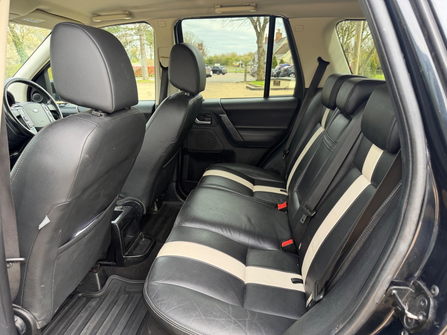 Used Land Rover Freelander 2011 for sale - 78101413: Photo 8