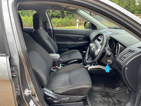 Used Mitsubishi ASX 2010 for sale - 75318455: Photo 8