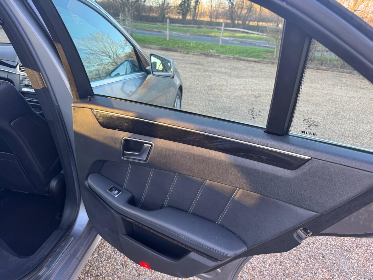 Used Mercedes-Benz E Class 2014 for sale - 77925246: Photo 7